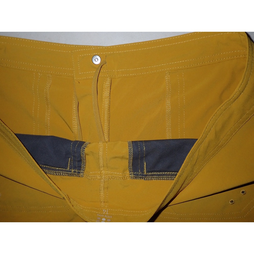 Title Nine Women's Rogue Short 9" Mustard Yellow Hiking Outdoor Shorts Size 14 - Picture 6 of 6